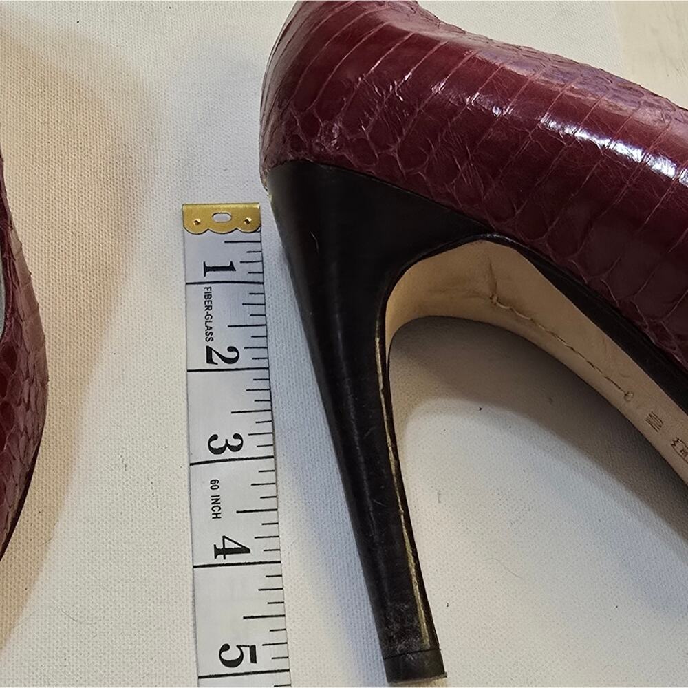 MICHAEL Kors Gorgeous Red Snakeskin Leather Heels‎ Pumps Size 10 - Picture 10 of 10
